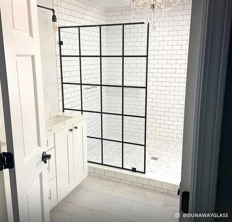 SPLASH PANEL